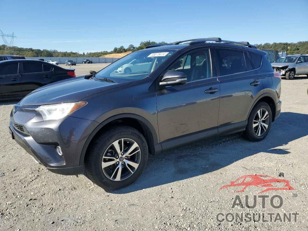 TOYOTA RAV4 2018 - JTMRFREV4JJ721240