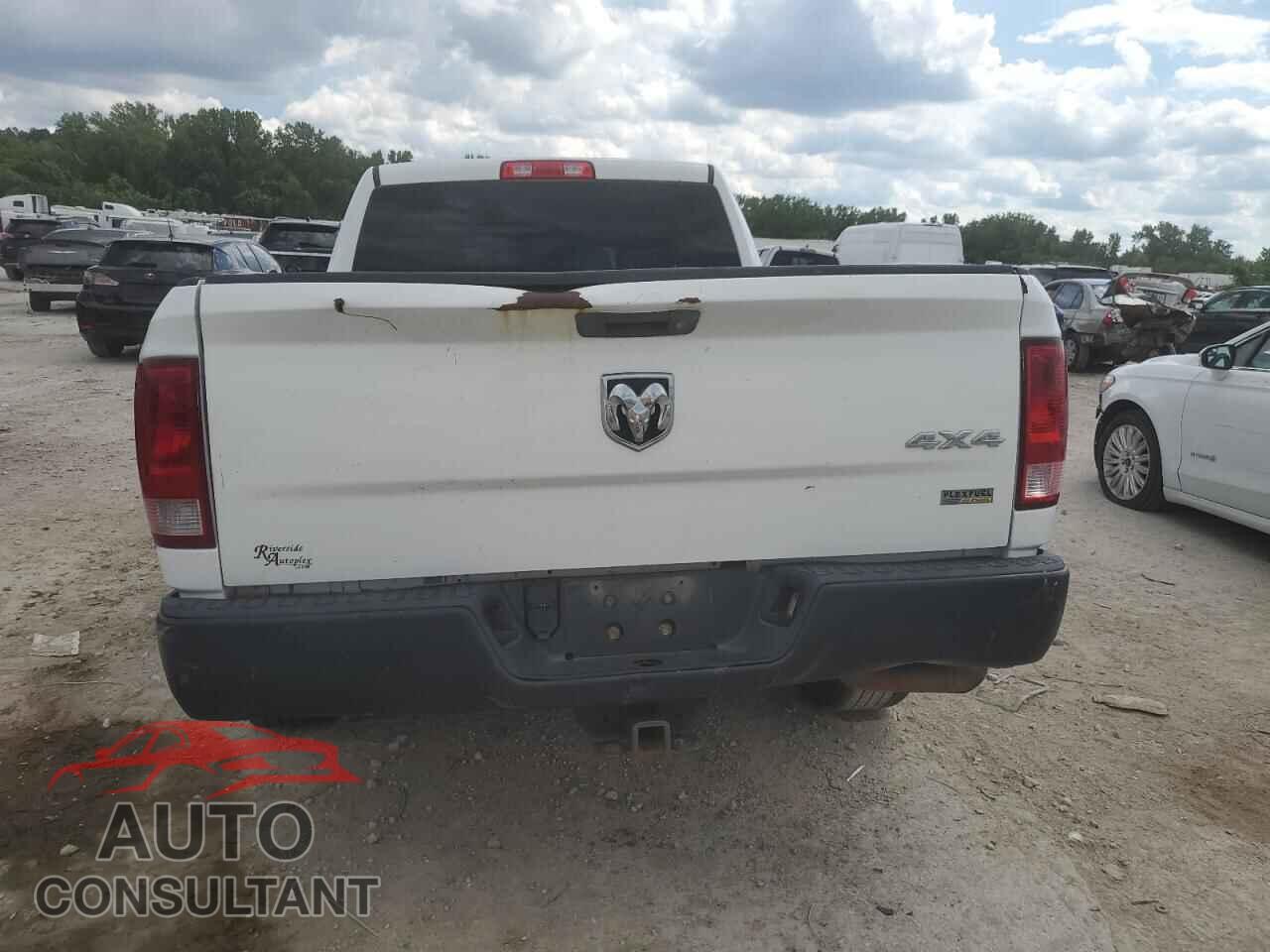 DODGE RAM 1500 2012 - 1C6RD7FP5CS315157