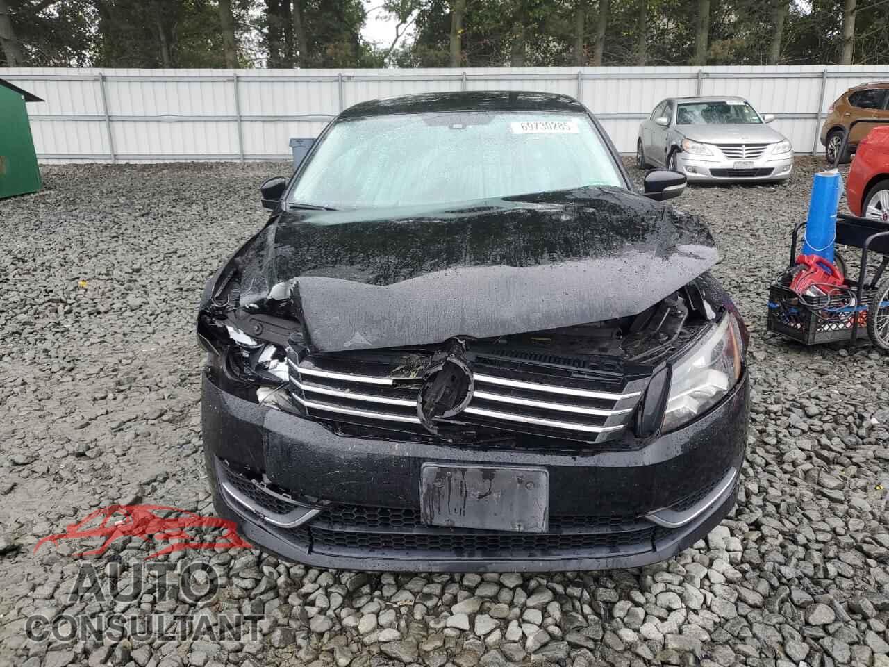 VOLKSWAGEN PASSAT 2014 - 1VWAT7A30EC110448