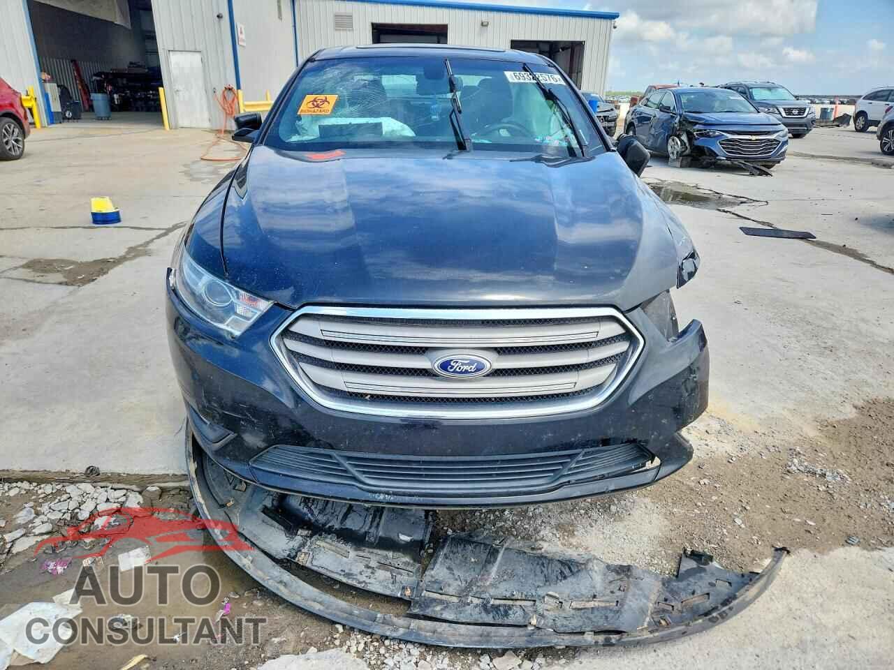 FORD TAURUS 2015 - 1FAHP2E86FG156574
