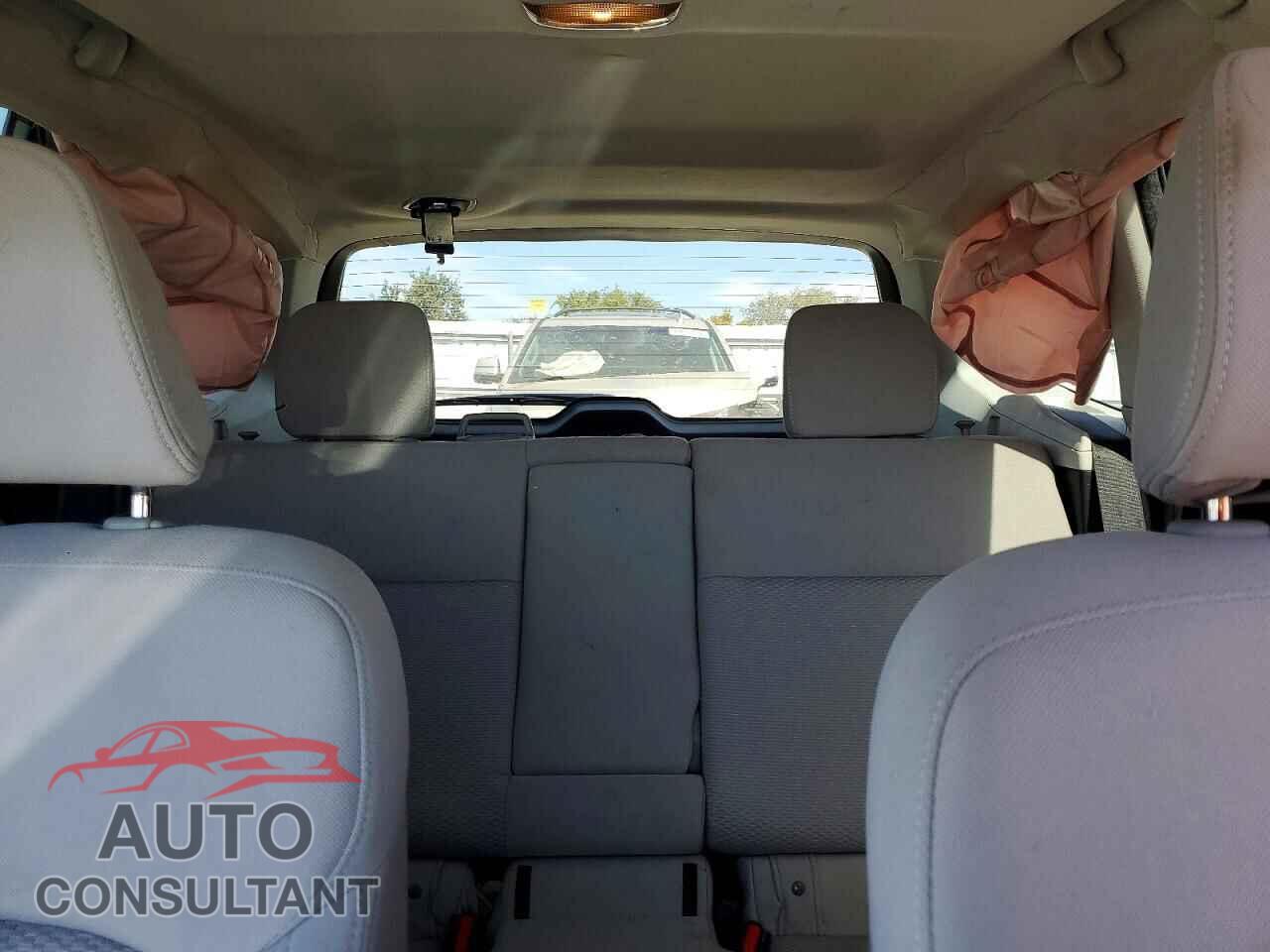 SUBARU FORESTER 2017 - JF2SJAEC3HH539418