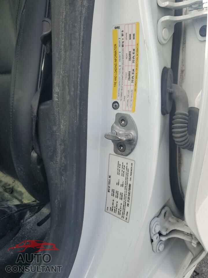 TESLA MODEL 3 2020 - 5YJ3E1EA2LF504965