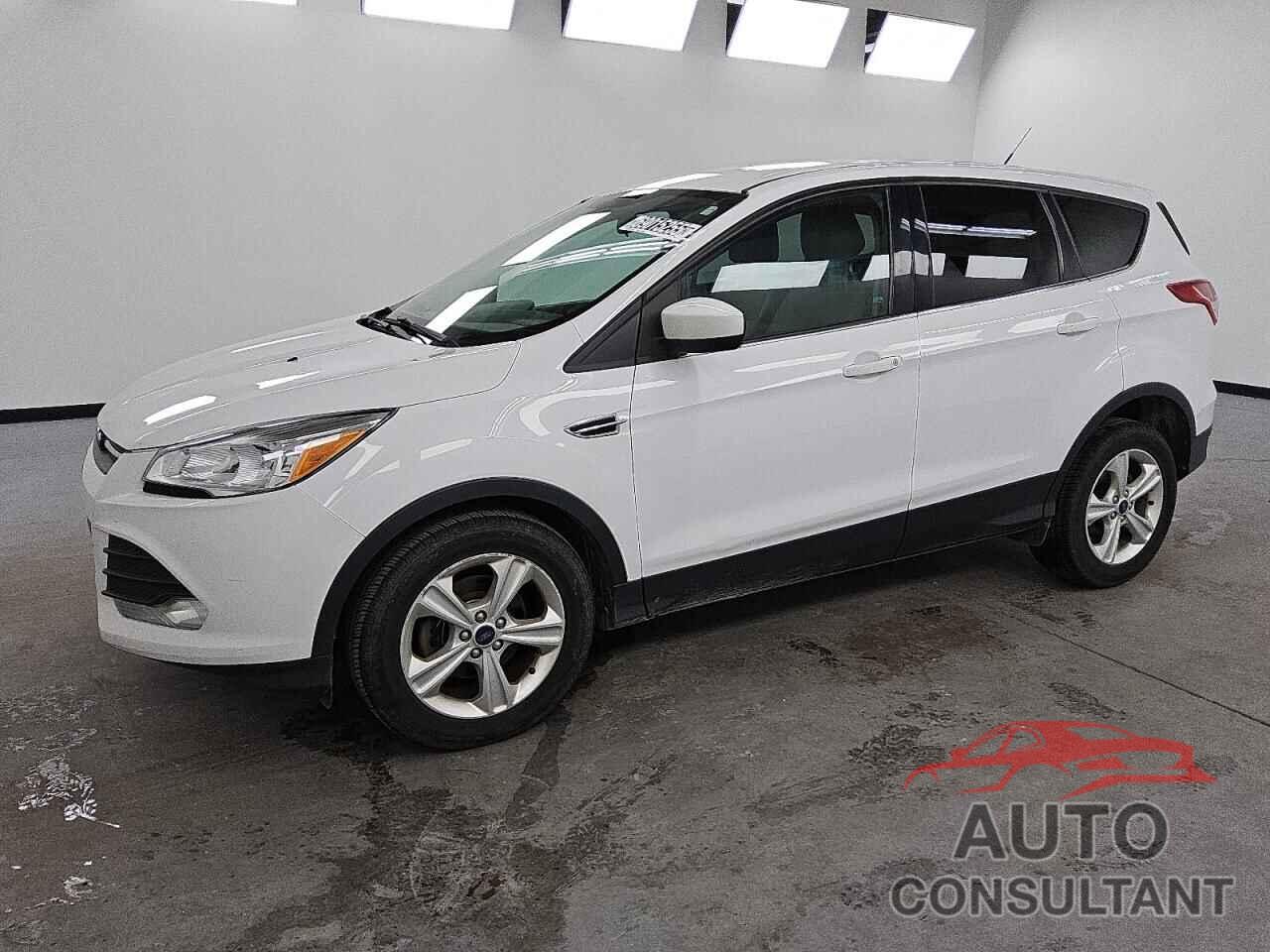 FORD ESCAPE 2013 - 1FMCU0GX8DUB09692