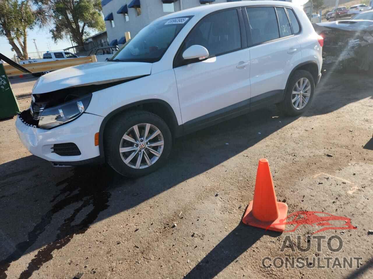 VOLKSWAGEN TIGUAN 2017 - WVGAV7AX3HK043656