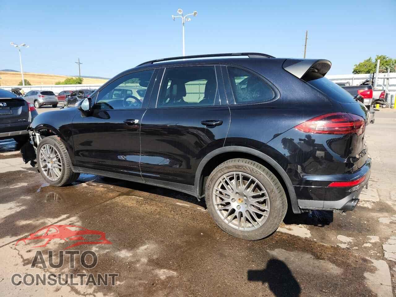 PORSCHE CAYENNE 2017 - WP1AB2A25HLA51626