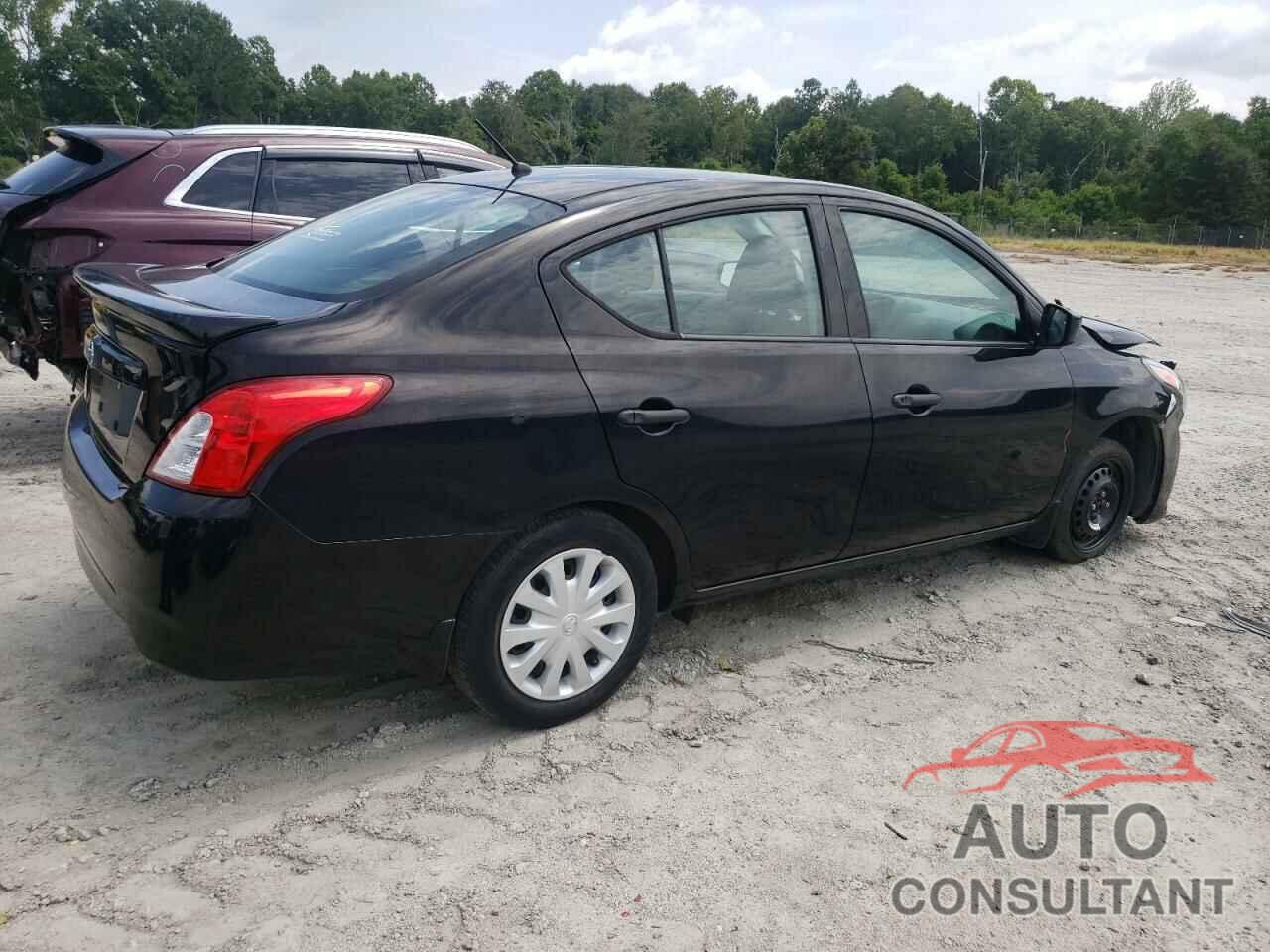 NISSAN VERSA 2018 - 3N1CN7AP7JL872895