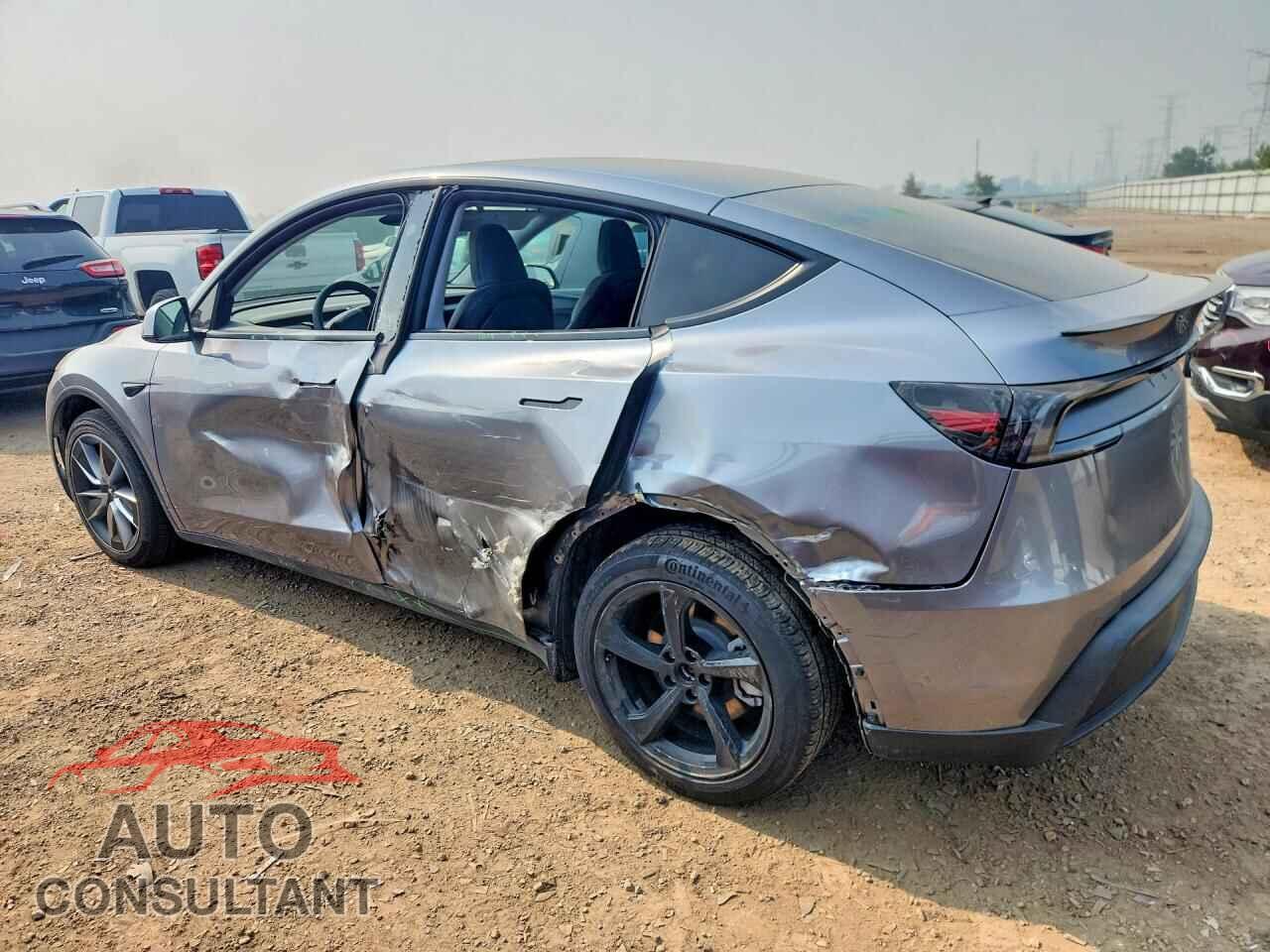 TESLA MODEL Y 2026 - 7SAYGDEEXTF540846