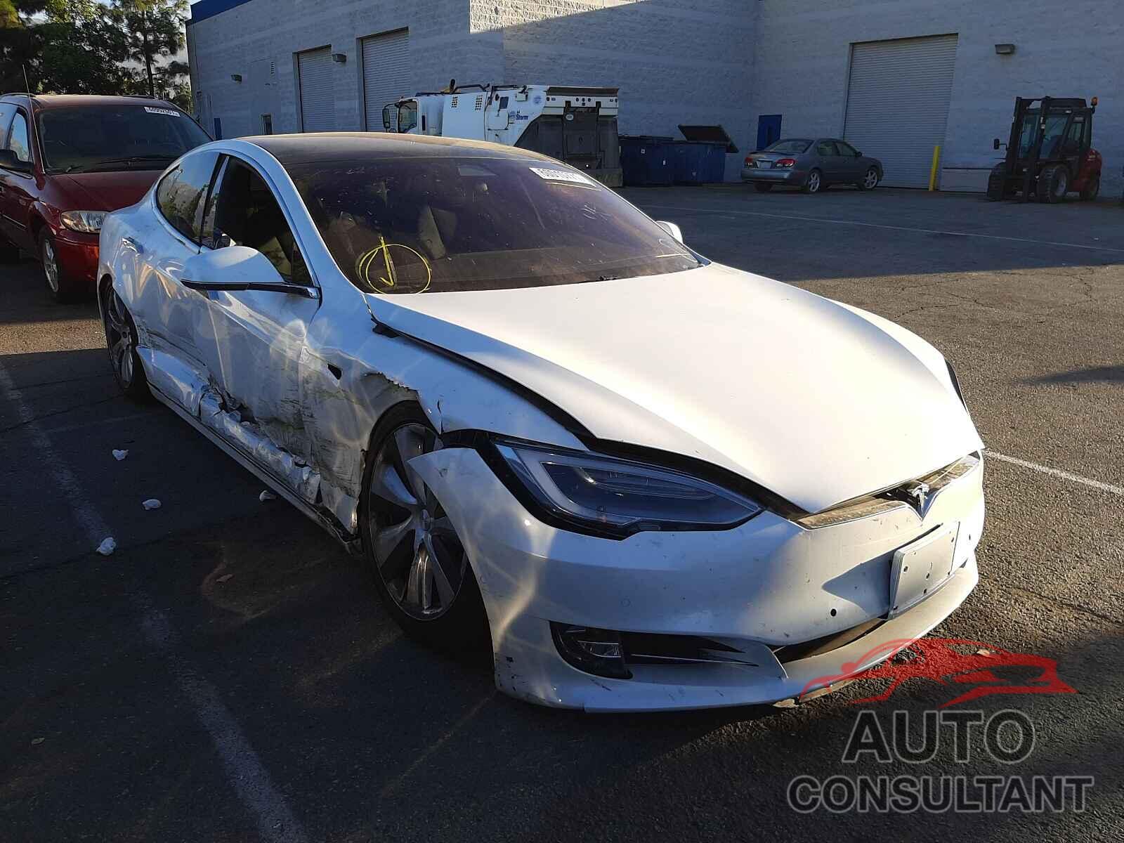 TESLA MODEL S 2020 - 5YJSA1E24LF402261