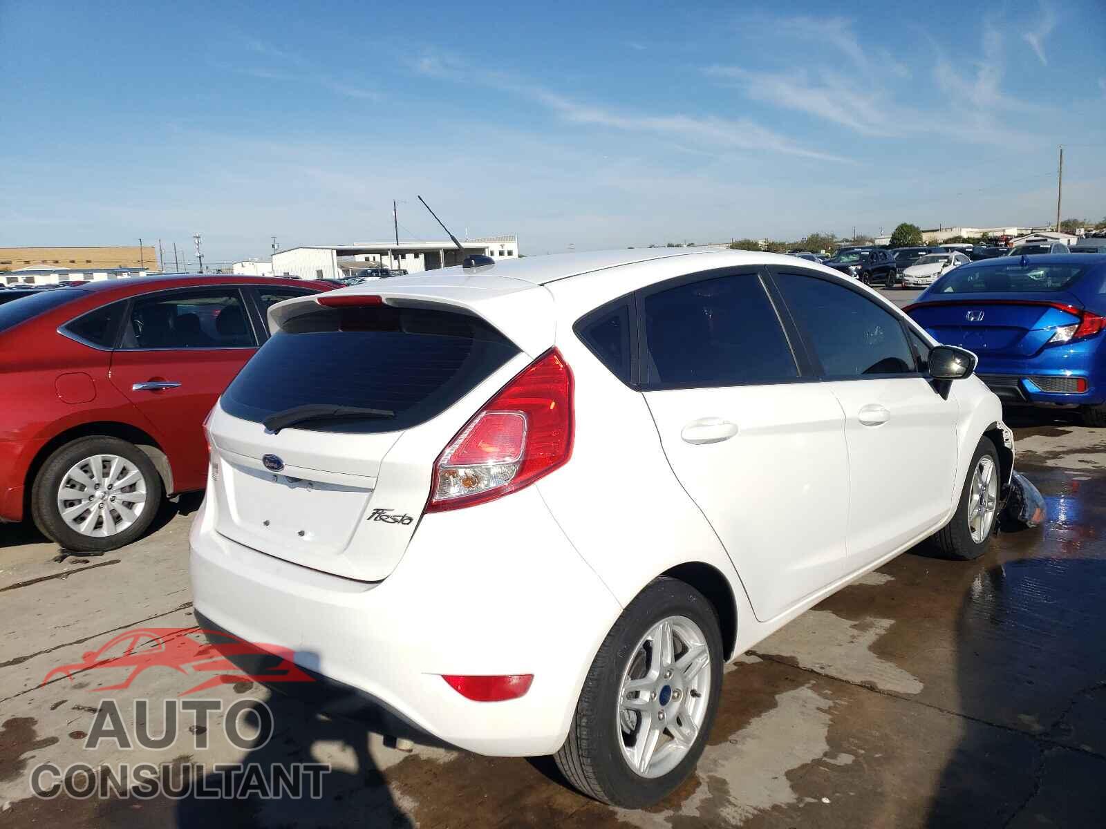 FORD FIESTA 2019 - 3FADP4EJ8KM107552