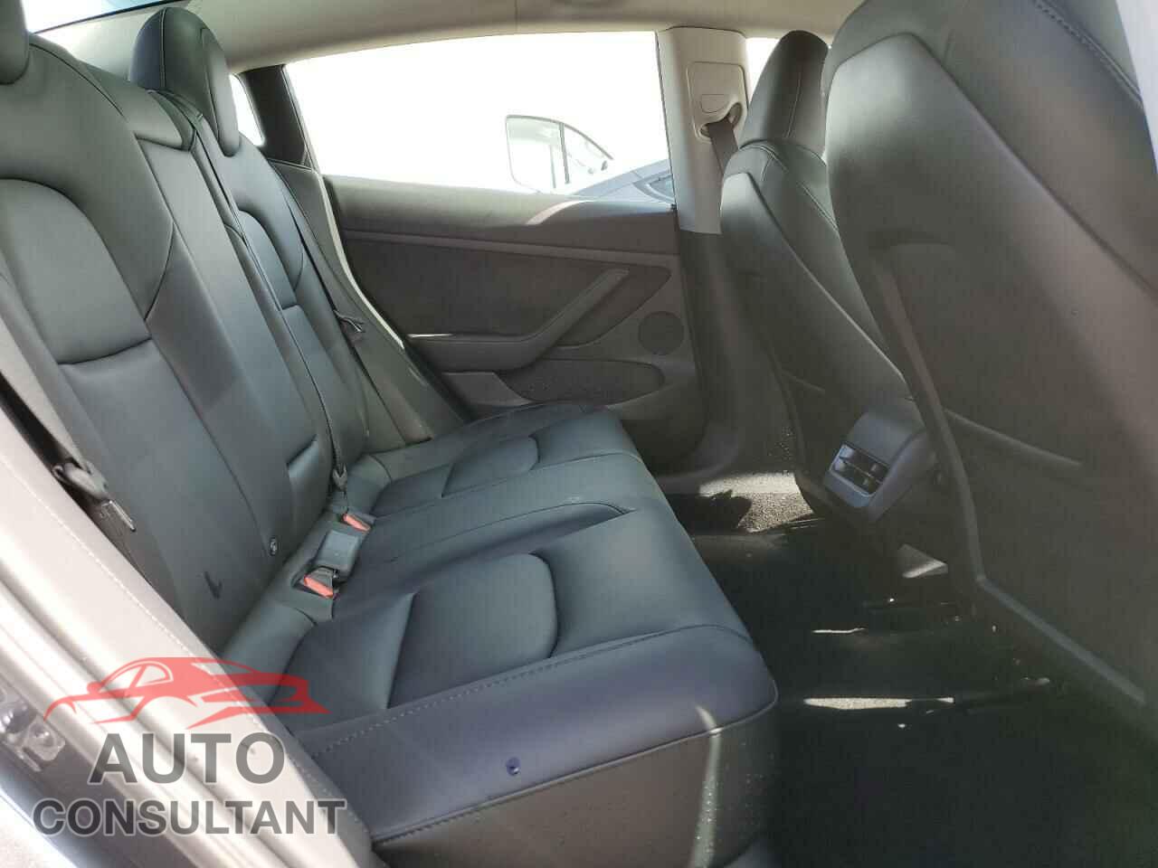 TESLA MODEL 3 2023 - 5YJ3E1EA3PF663127