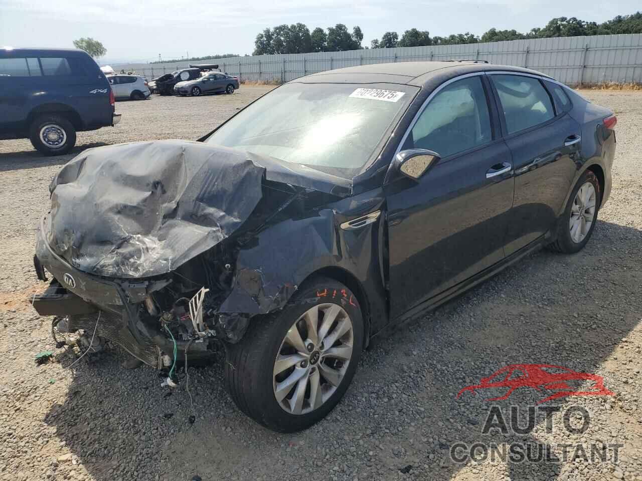 KIA OPTIMA 2018 - 5XXGU4L39JG244603