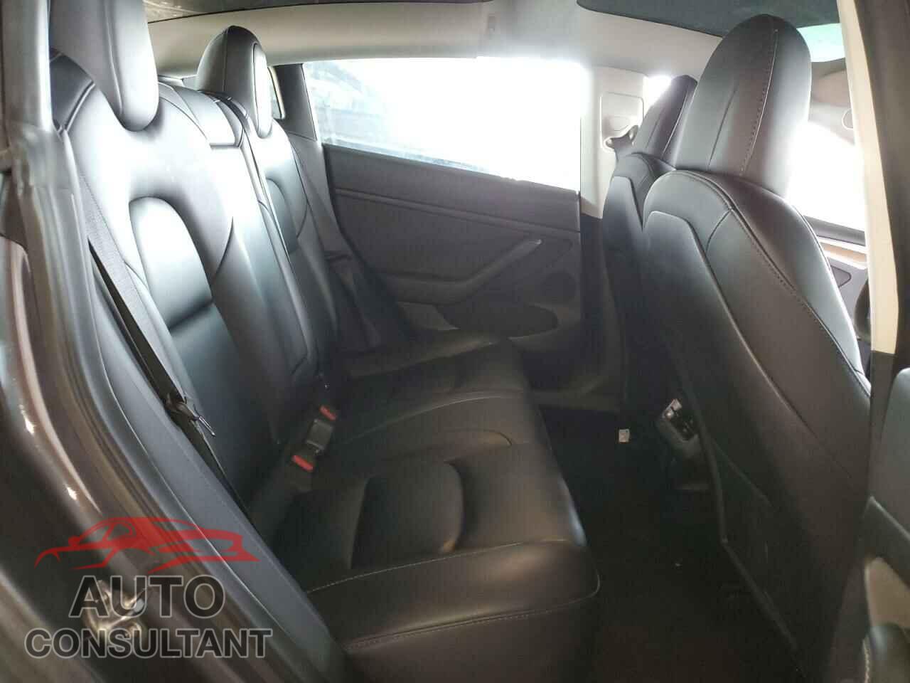 TESLA MODEL 3 2023 - 5YJ3E1EA4PF456620