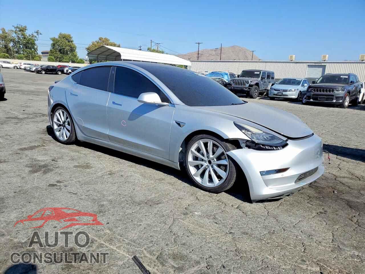 TESLA MODEL 3 2017 - 5YJ3E1EA4HF002482