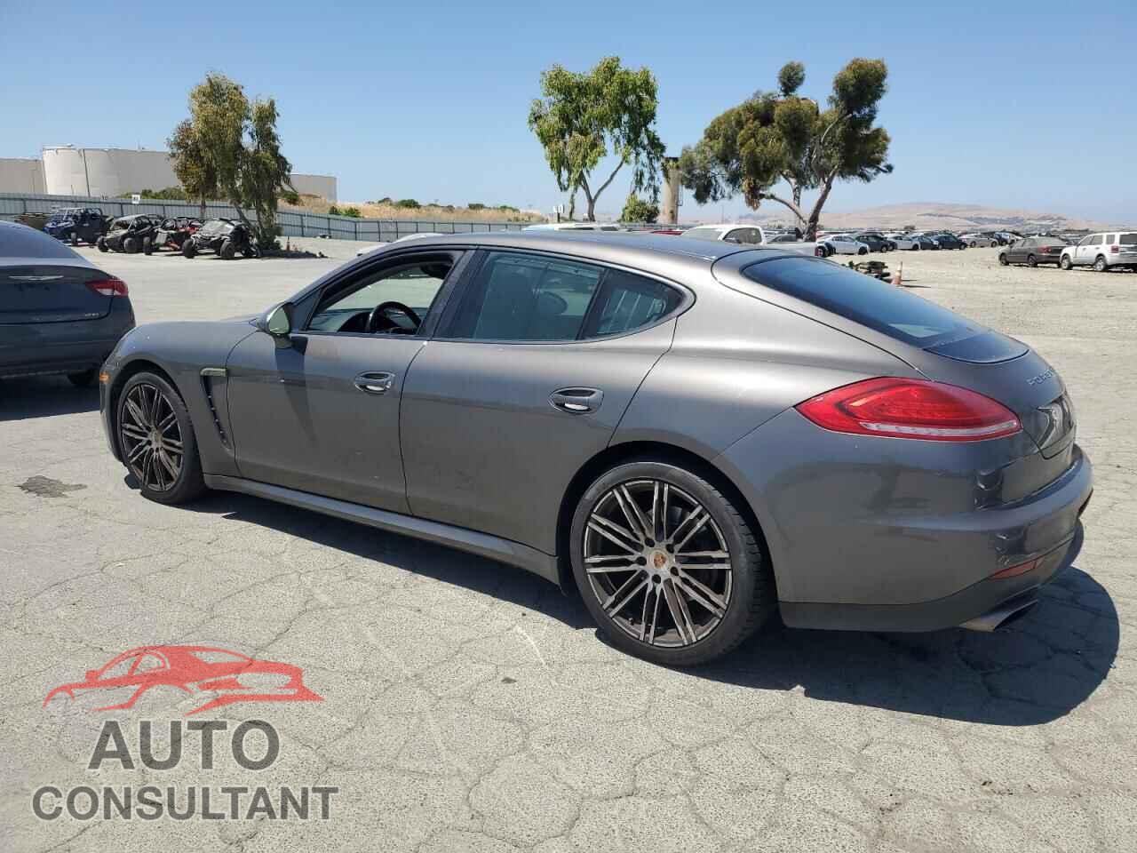 PORSCHE PANAMERA 2015 - WP0AA2A72FL006432