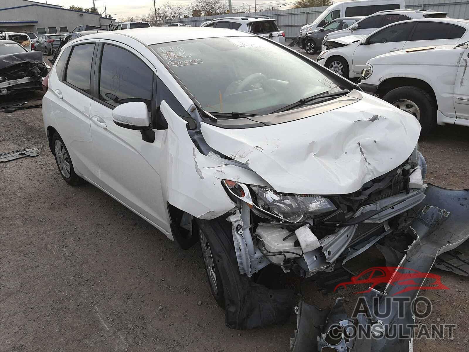HONDA FIT 2016 - JHMGK5H59GX016820