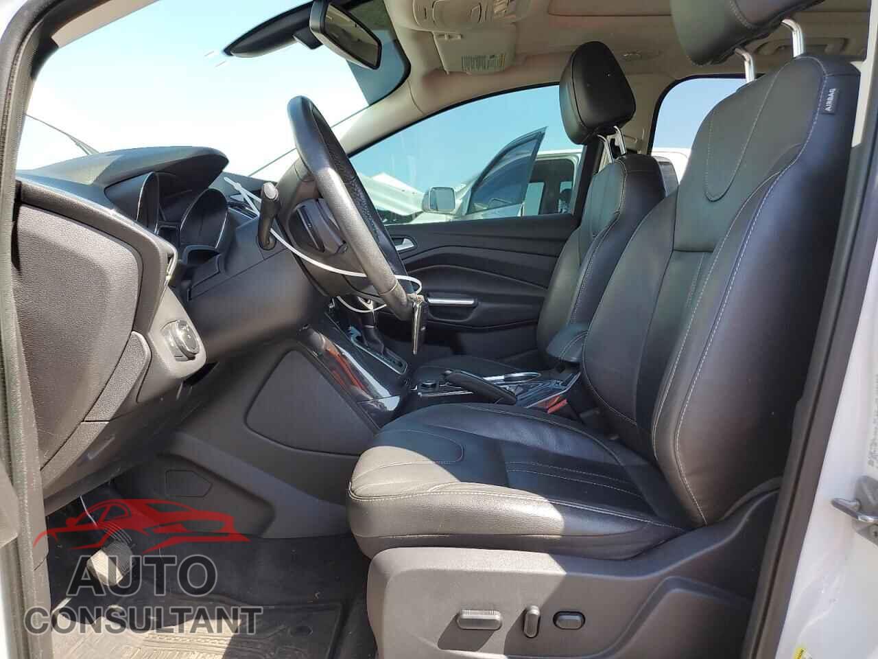 FORD ESCAPE 2013 - 1FMCU9J98DUB89008
