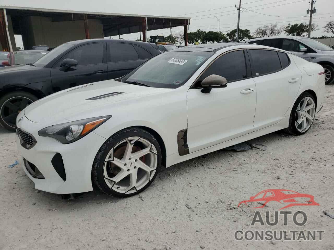 KIA STINGER 2021 - KNAE15LA4M6088149