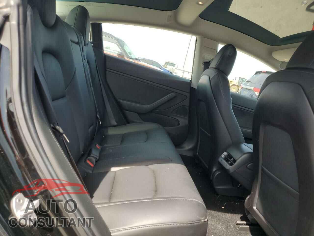 TESLA MODEL 3 2019 - 5YJ3E1EA3KF313294