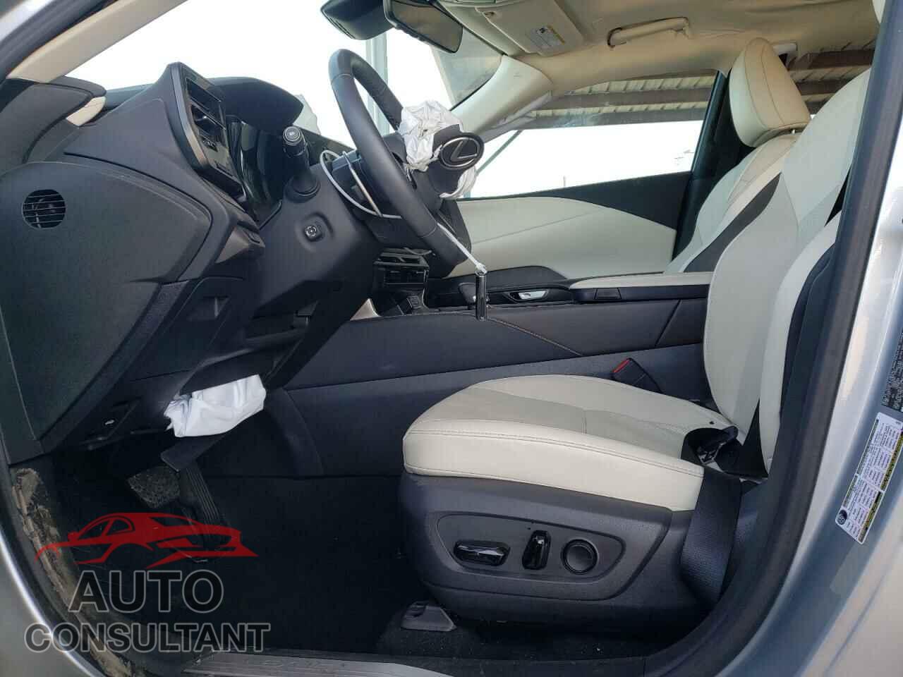 LEXUS RX350 2023 - 2T2BAMBA7PC010636