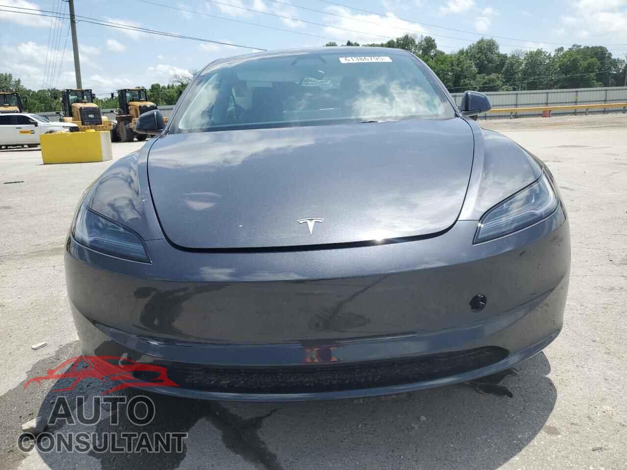 TESLA MODEL 3 2025 - 5YJ3E1EA9SF001061