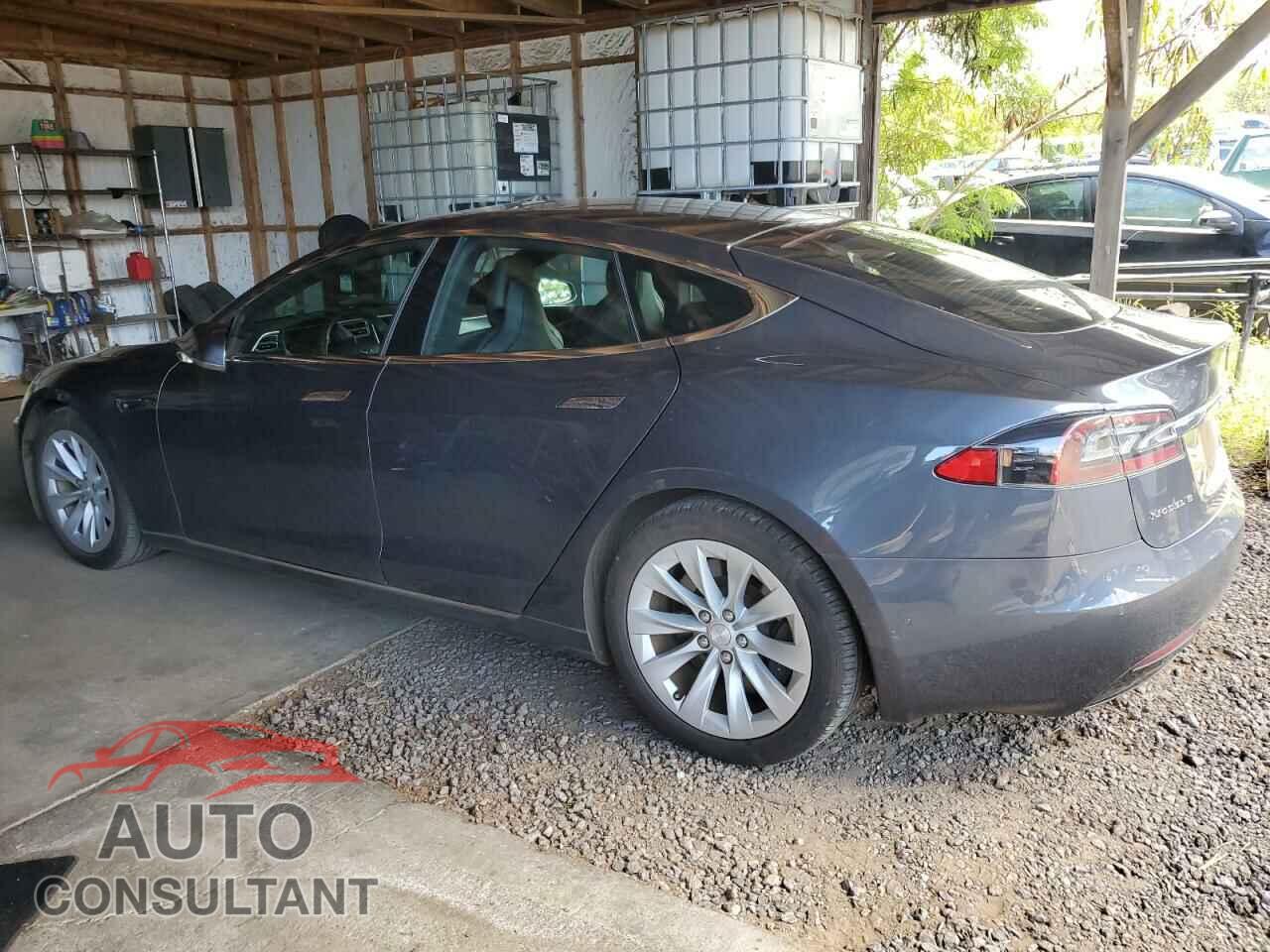 TESLA MODEL S 2017 - 5YJSA1E20HF198419