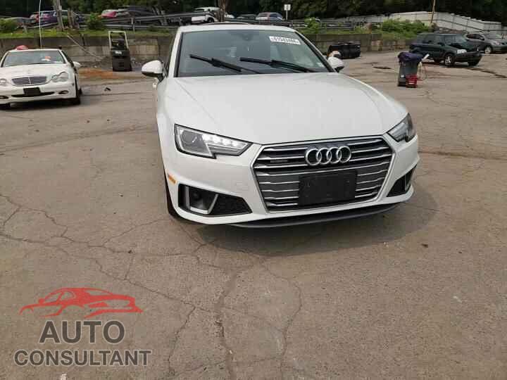 AUDI A4 2019 - WAUDNAF45KN018872