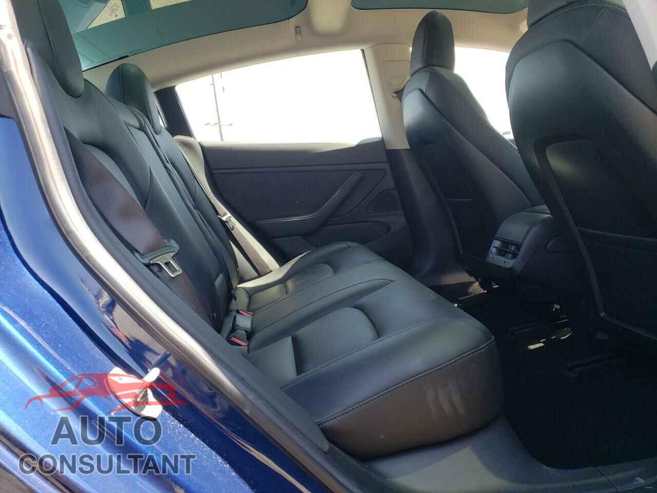 TESLA MODEL 3 2018 - 5YJ3E1EB7JF091902