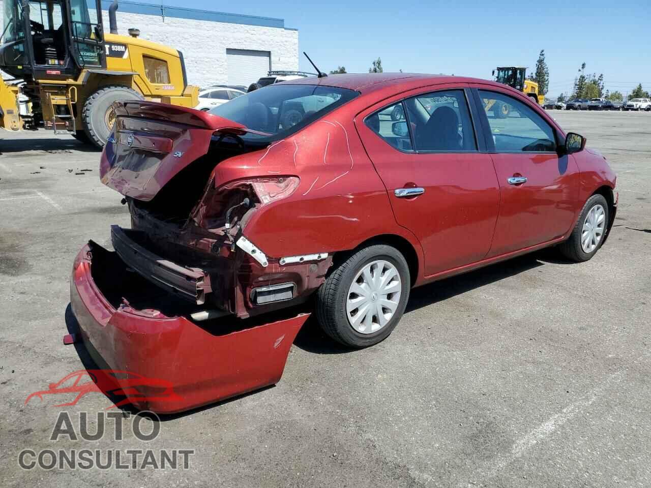 NISSAN VERSA 2018 - 3N1CN7AP6JL856400