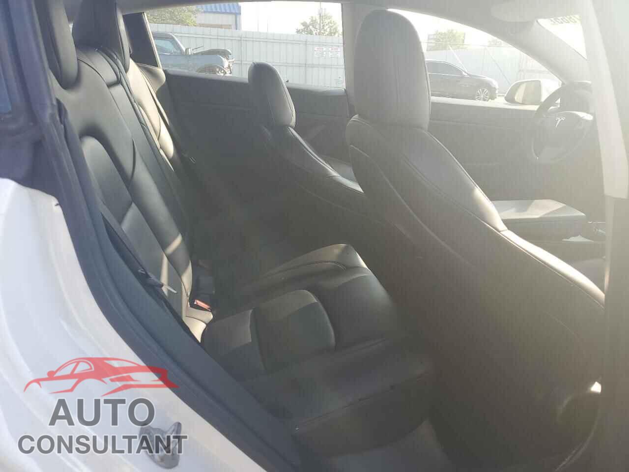 TESLA MODEL 3 2021 - 5YJ3E1EB4MF902169