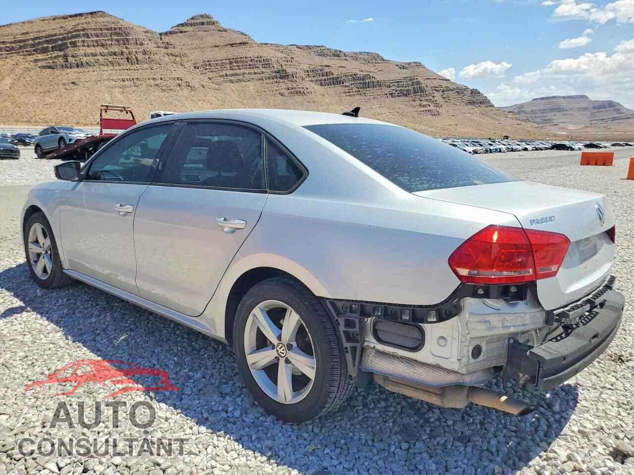 VOLKSWAGEN PASSAT 2014 - 1VWAP7A32EC007990