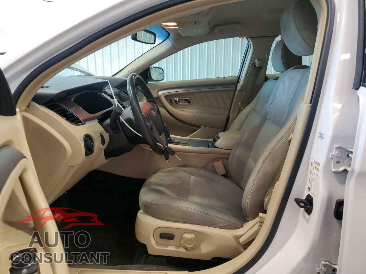 FORD TAURUS 2013 - 1FAHP2E80DG130954