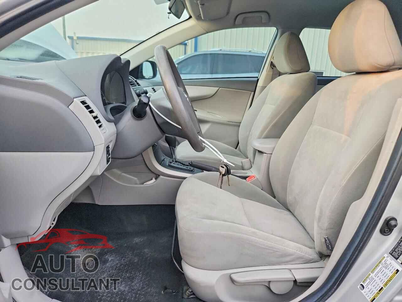 TOYOTA COROLLA 2009 - 2T1BU40E99C010626
