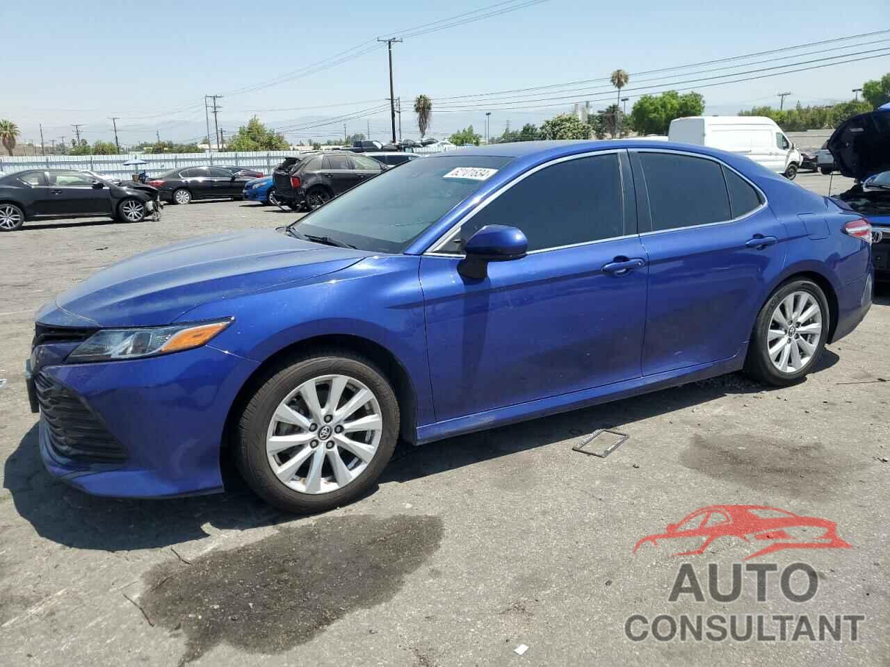 TOYOTA CAMRY 2018 - 4T1B11HK1JU614773