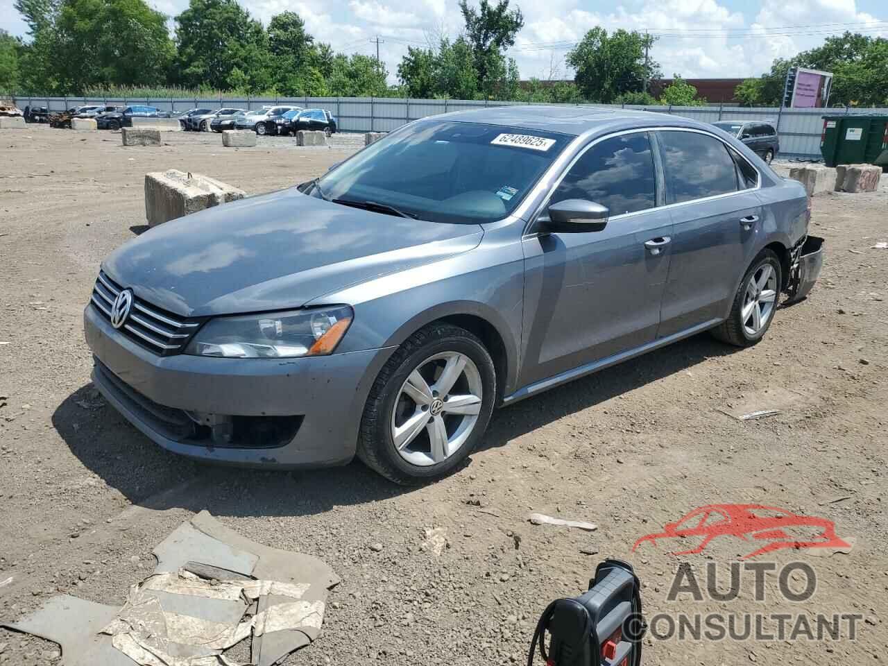 VOLKSWAGEN PASSAT 2013 - 1VWBH7A34DC055796