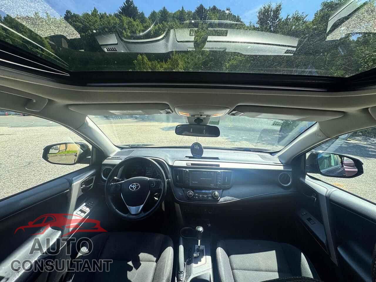 TOYOTA RAV4 2017 - 2T3RFREV5HW659357
