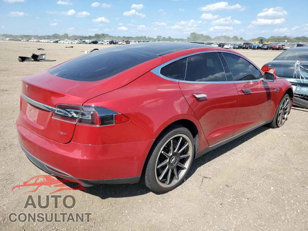 TESLA MODEL S 2015 - 5YJSA1S22FF093642