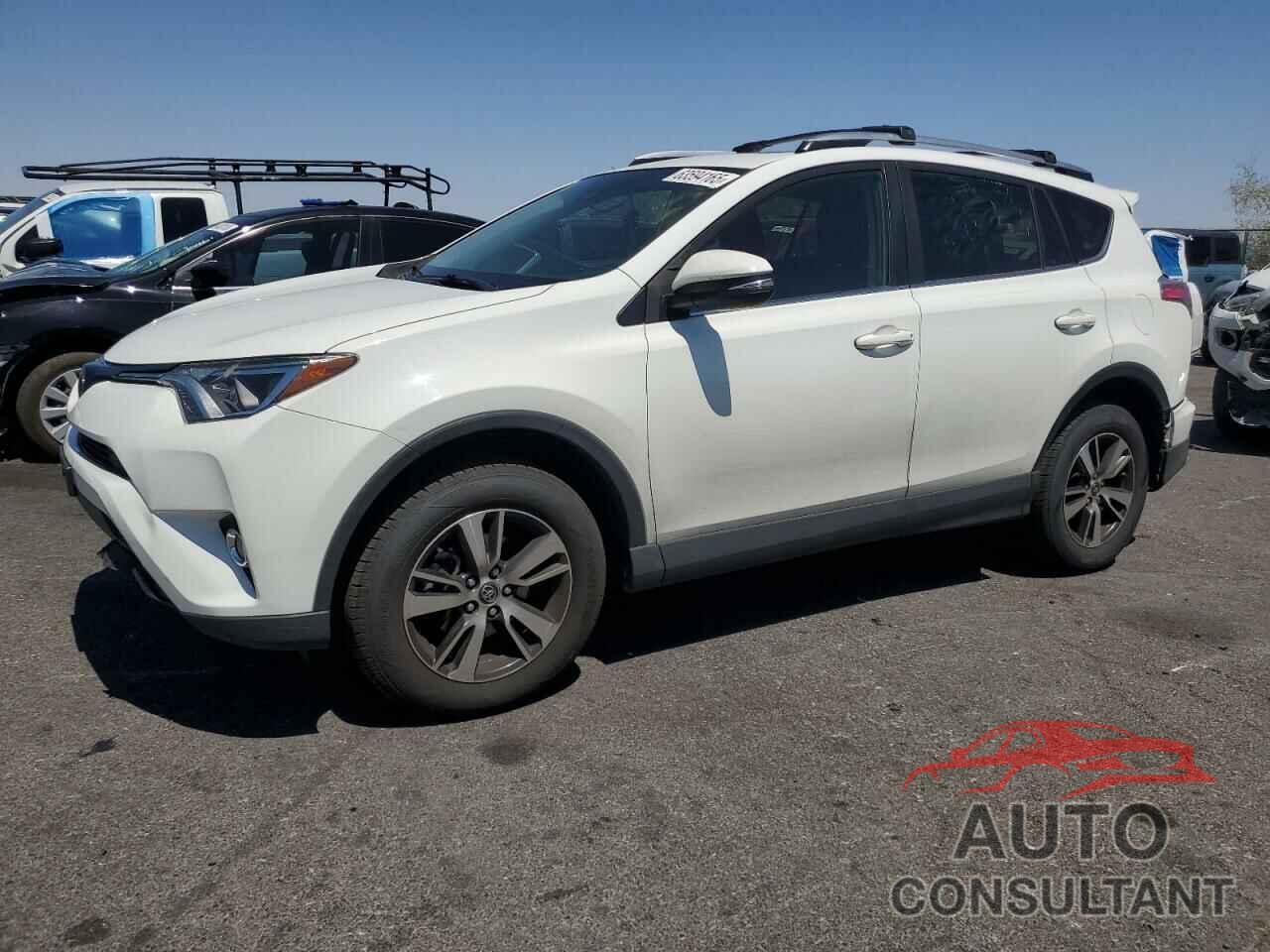 TOYOTA RAV4 2017 - JTMWFREV5HJ136468