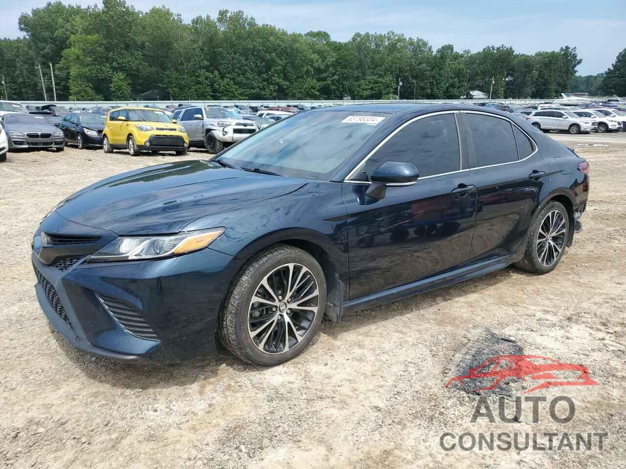 TOYOTA CAMRY 2018 - 4T1B11HK4JU533654