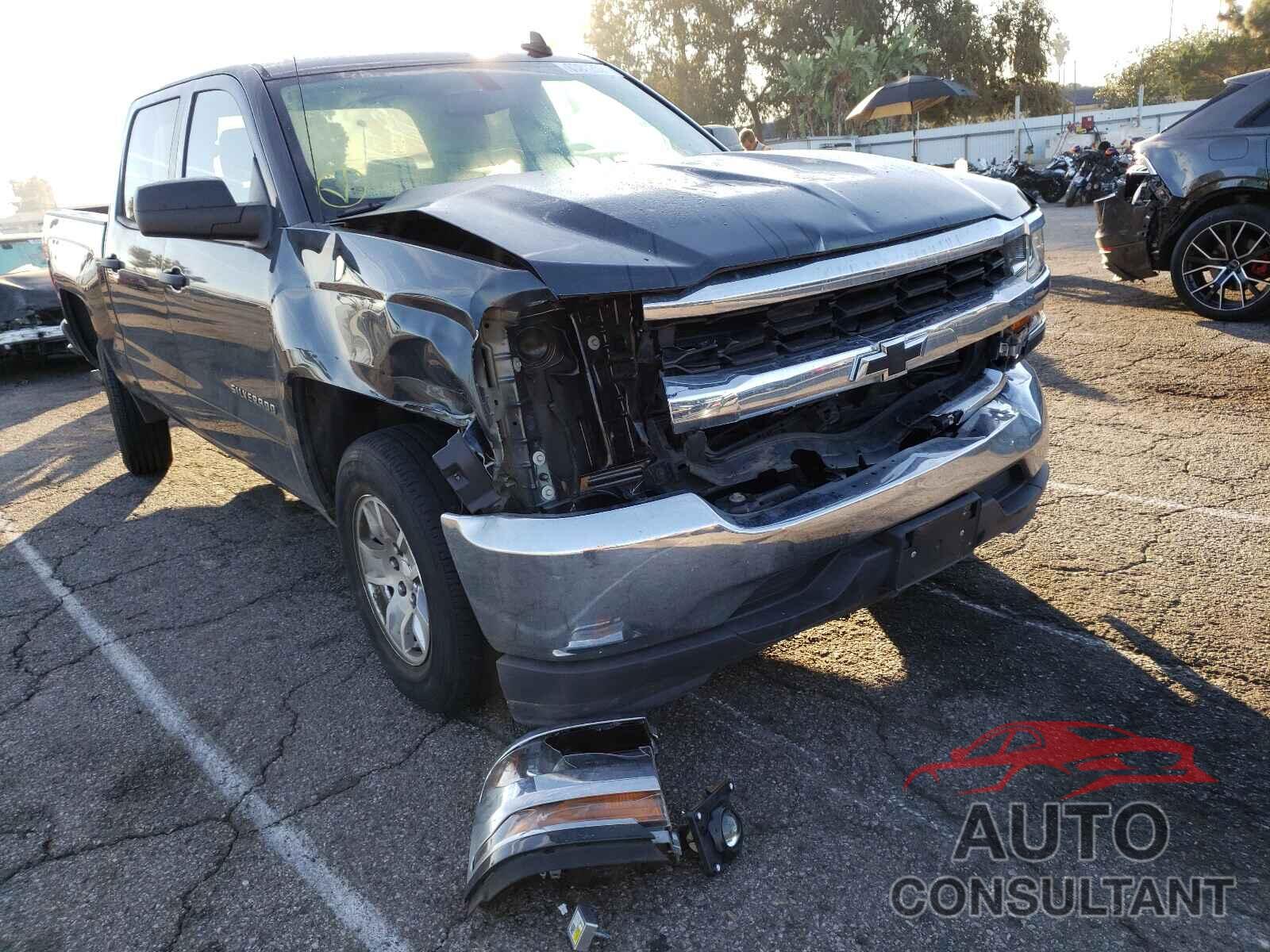 CHEVROLET SILVERADO 2018 - 3GCPCNEH9JG282105