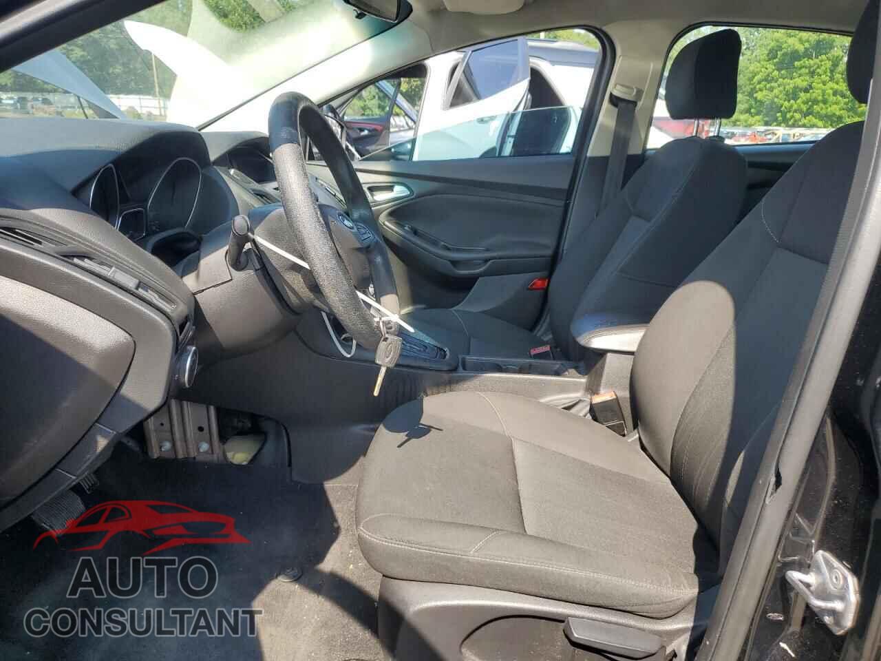 FORD FOCUS 2016 - 1FADP3K26GL231416