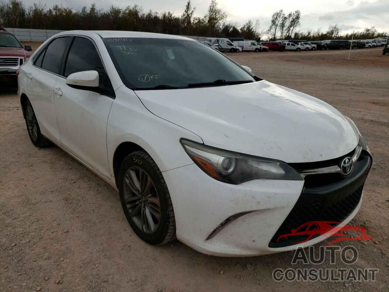 TOYOTA CAMRY 2016 - 4T1BF1FK2GU590111