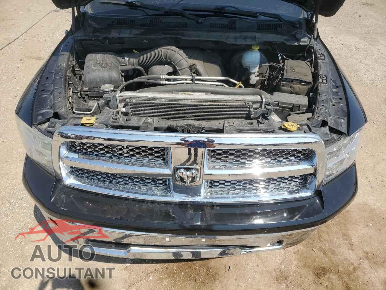 DODGE RAM 1500 2012 - 1C6RD7NT8CS255101