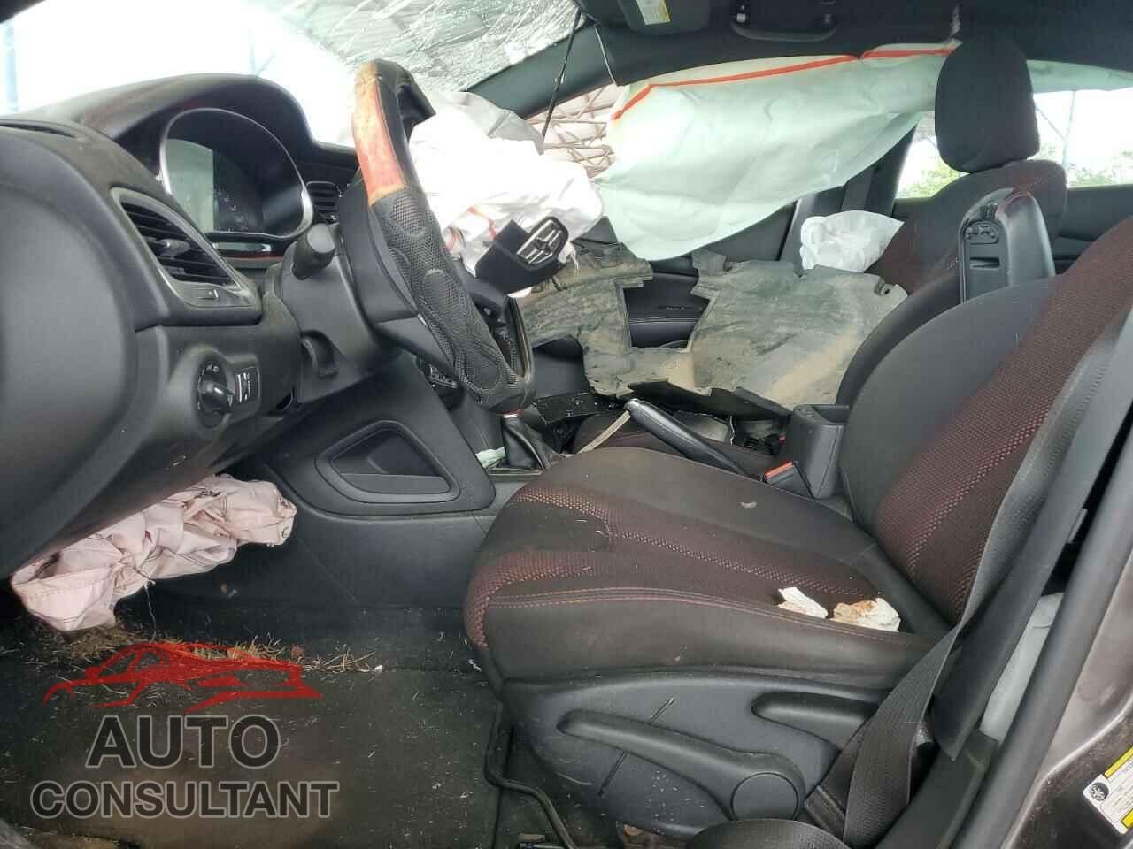 DODGE DART 2015 - 1C3CDFBB7FD337774