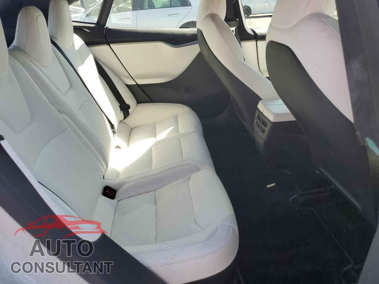 TESLA MODEL S 2020 - 5YJSA1E4XLF416165