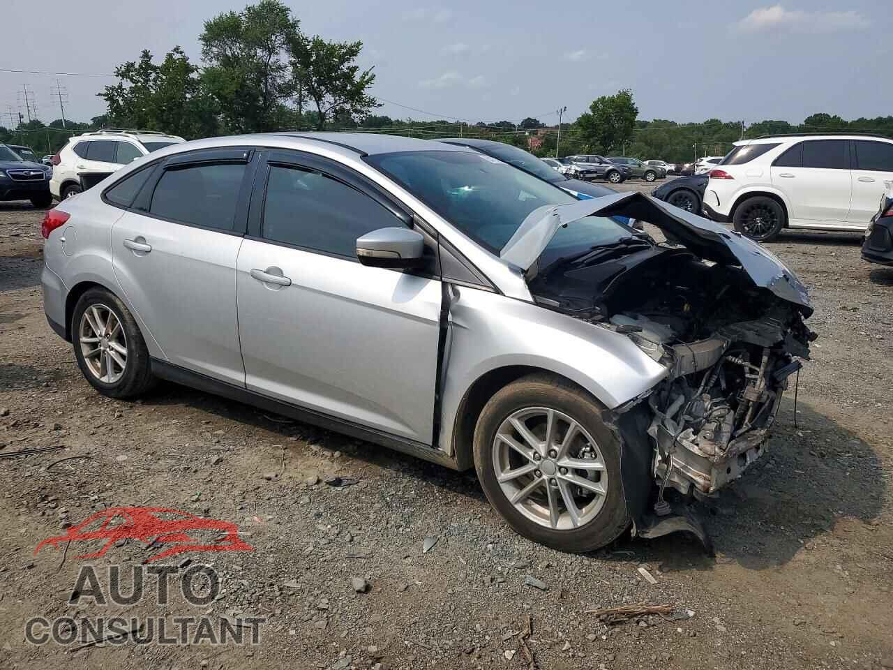 FORD FOCUS 2015 - 1FADP3F24FL205227