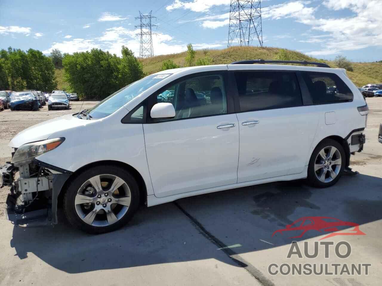 TOYOTA SIENNA 2013 - 5TDXK3DC5DS394290