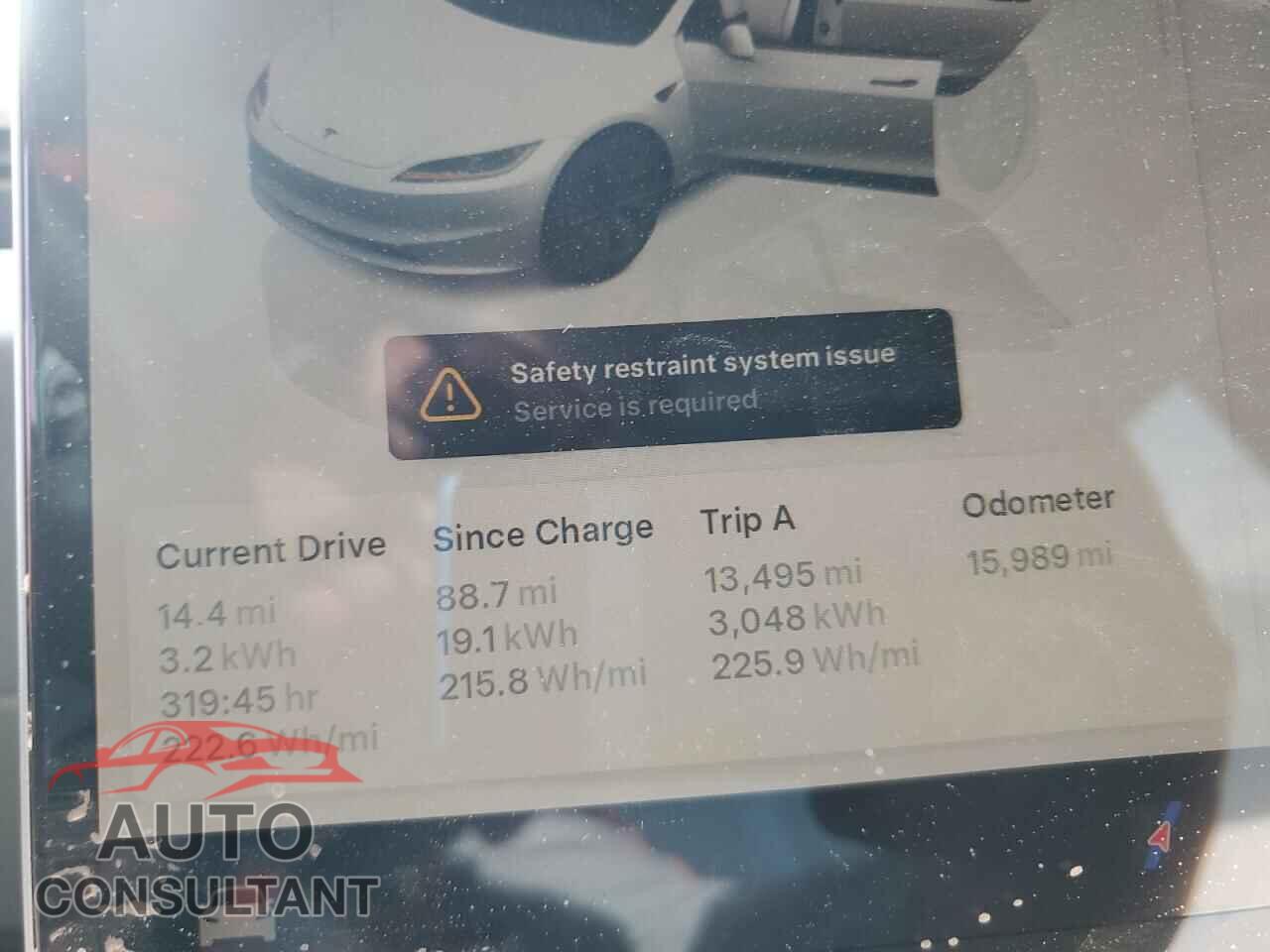 TESLA MODEL 3 2024 - 5YJ3E1EA4RF830713