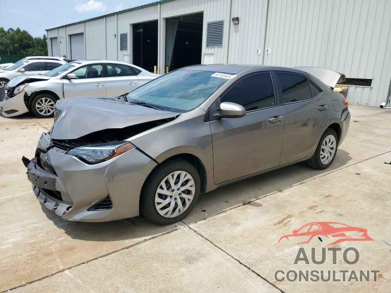 TOYOTA COROLLA 2018 - 5YFBURHE0JP743508
