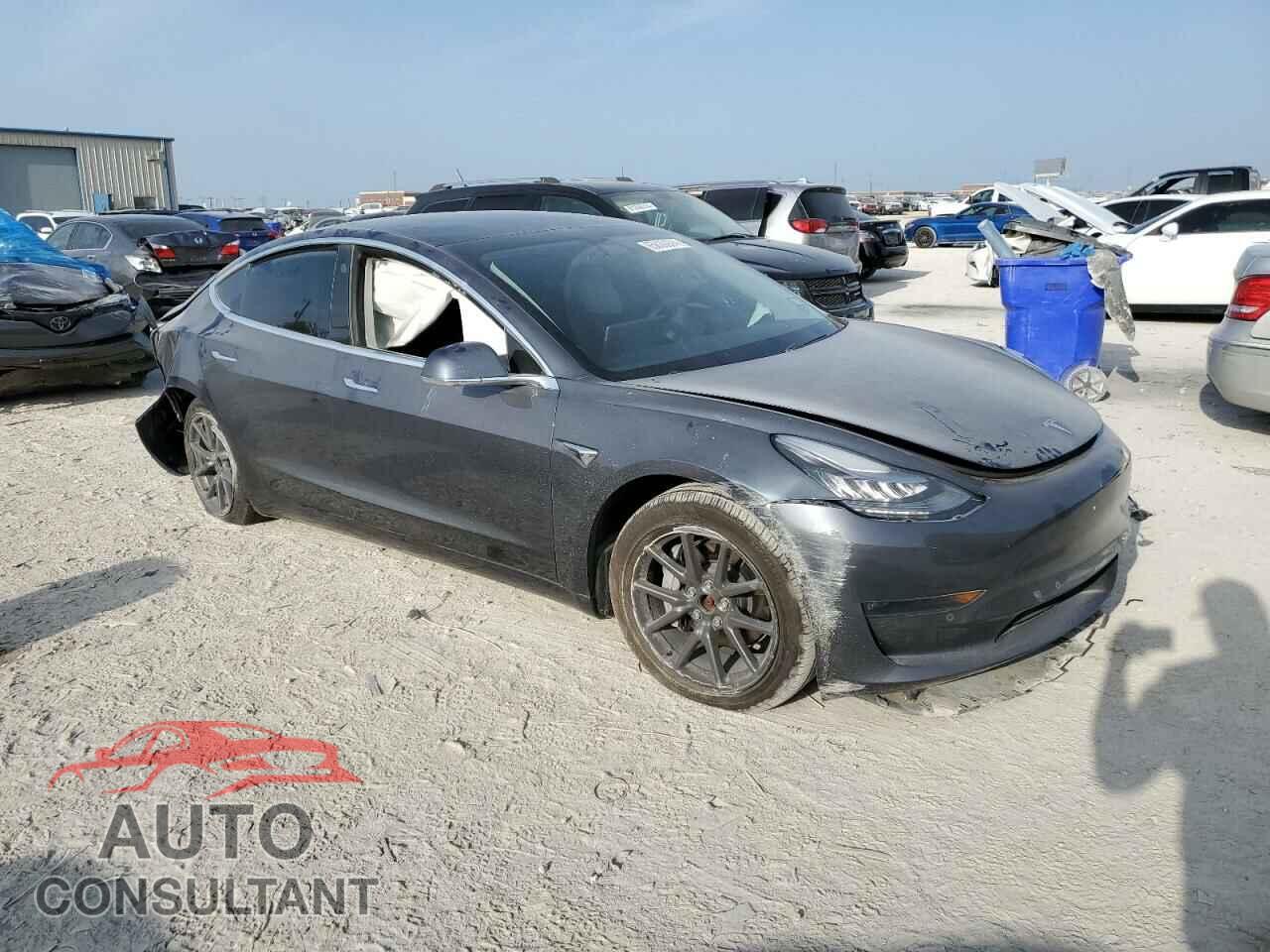 TESLA MODEL 3 2020 - 5YJ3E1EB5LF647496