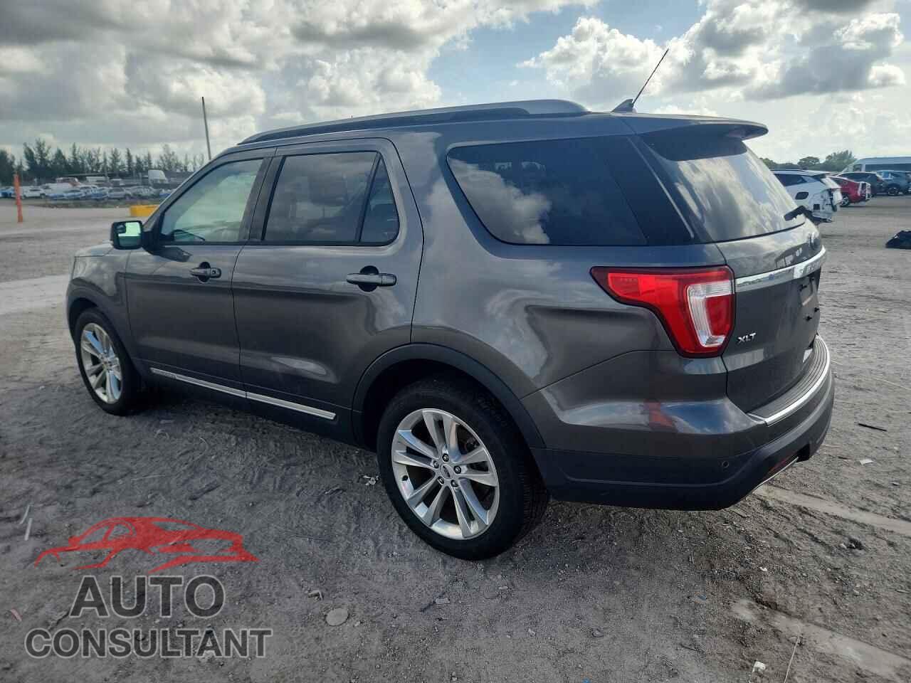 FORD EXPLORER 2018 - 1FM5K7D88JGB26913